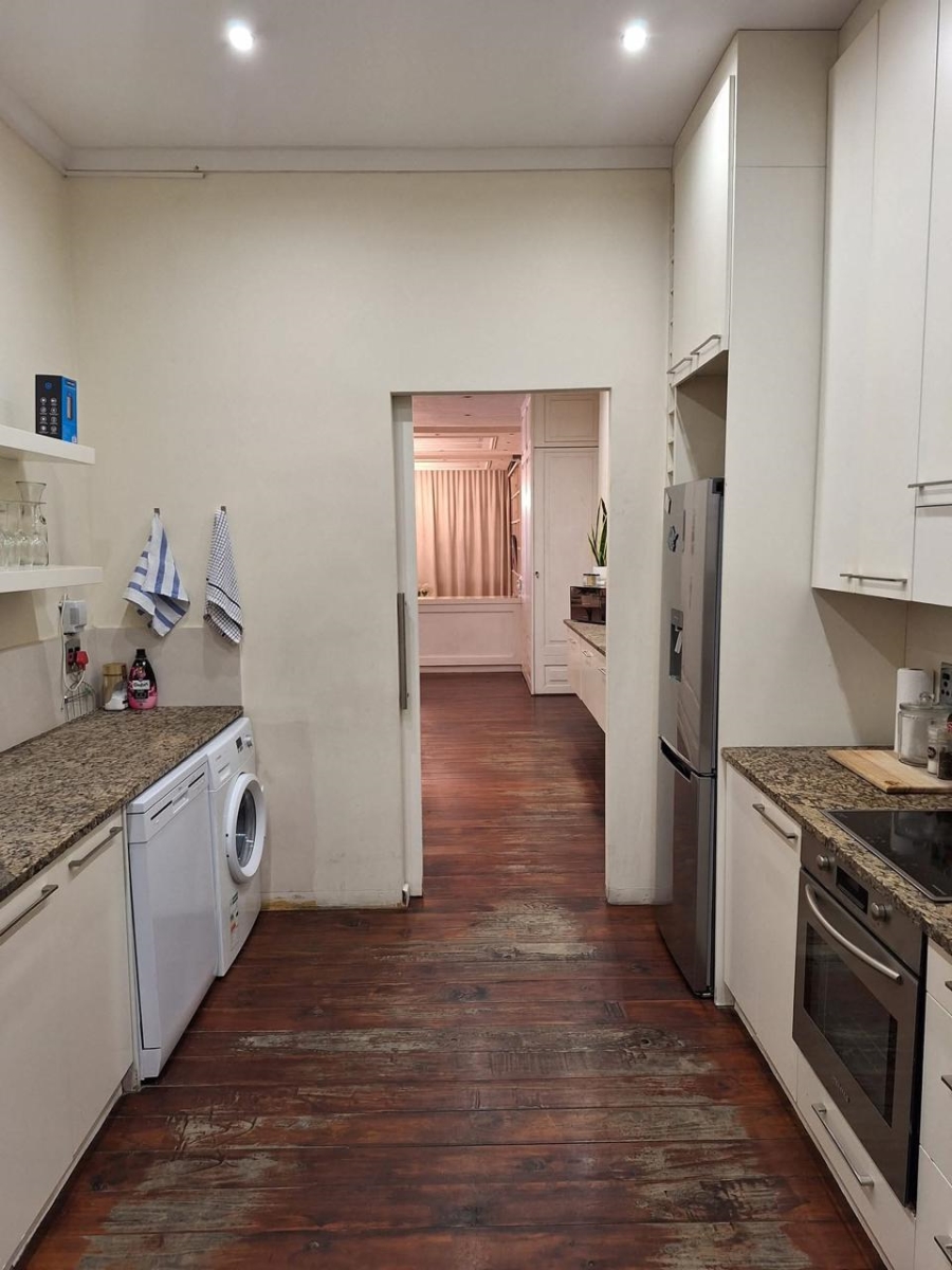 2 Bedroom Property for Sale in Cape Town City Centre Western Cape
